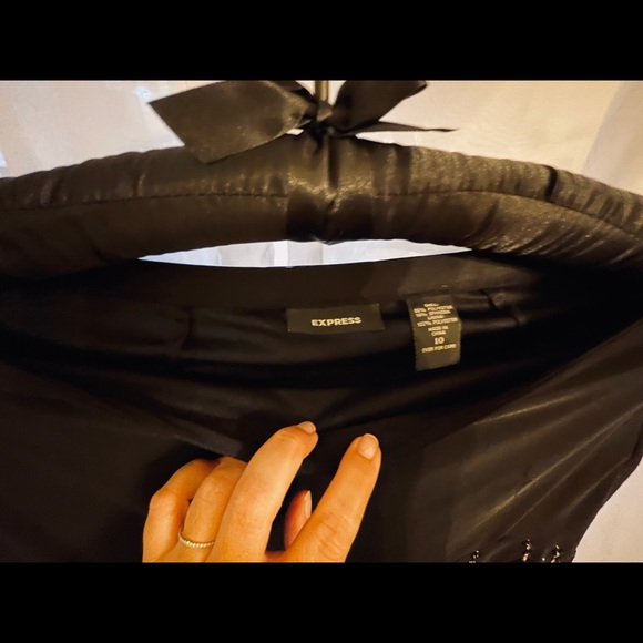 Sparkle and shine in Silver Beaded Black Skirt, Sz 10, Side Zip, Vintage EXPRESS - Picture 10 of 16